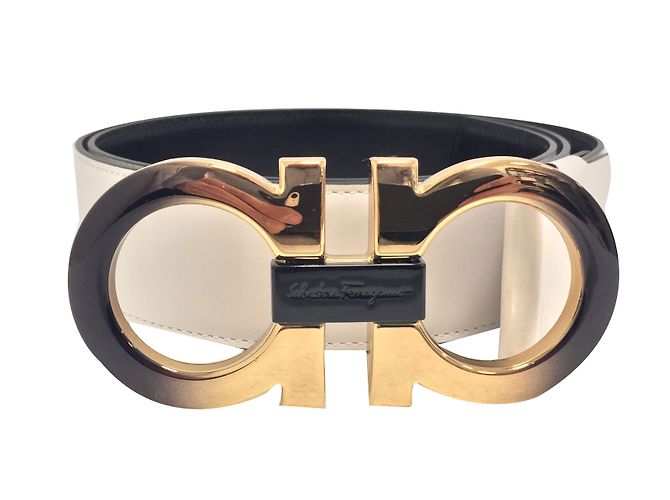Salvatore Ferragamo Gürtel Weiß Leder