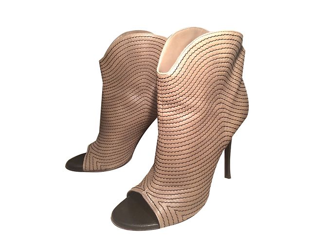 Botines Giuseppe Zanotti de piel gris