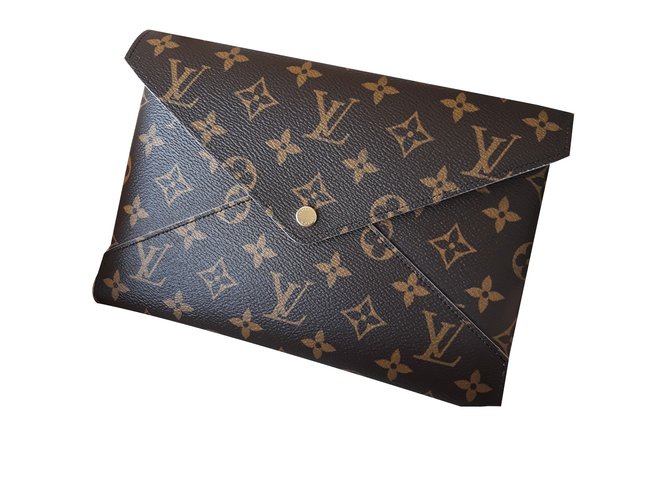 Louis Vuitton Clutch bags Brown Cloth  ref.69457