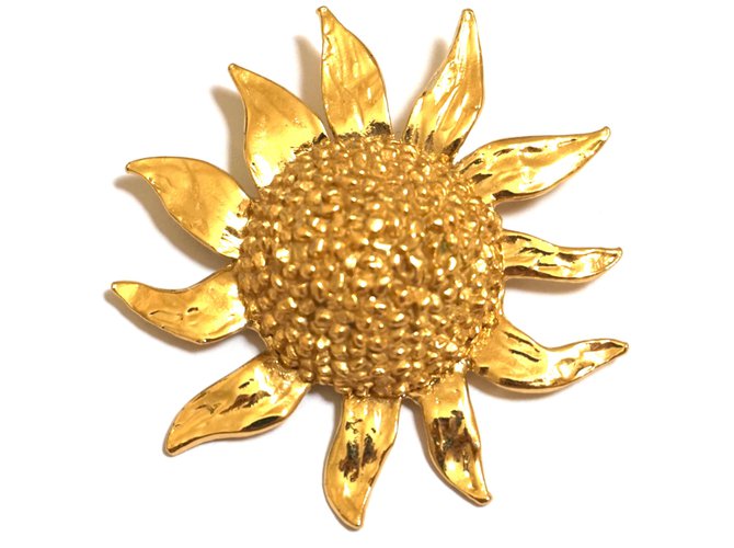 Yves Saint Laurent Pins & Broschen Golden Vergoldet  ref.69461