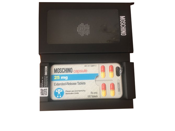 Moschino Coque Iphone 6 Plus Plastique  ref.69638
