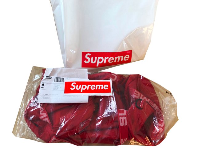 Autre Marque Sac Supreme – Large Duffle Bag Red Nylon Rouge  ref.69943