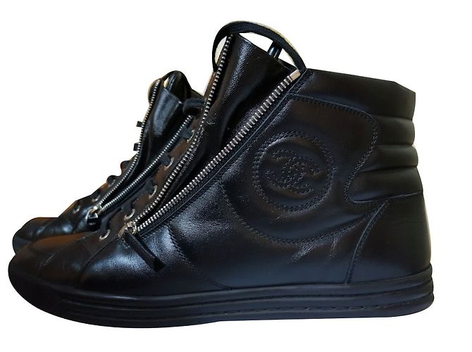 Hohe Sneakers aus Chanel Schwarz