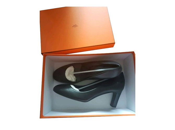 Hermès Heels Black
