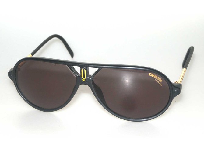 Carrera Sunglasses Black Golden Metal Plastic  ref.70210