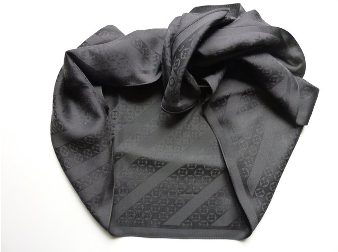 Louis Vuitton Foulard en soie noire imprimée  ref.70504