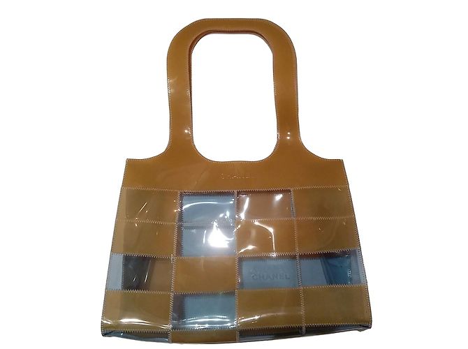 Chanel Bolsa de vinilo de playa Beige