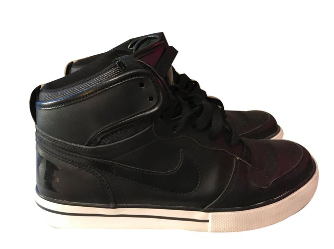 Nike Sneakers Black Leather  ref.70832