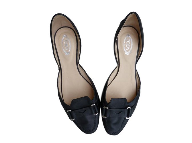 Tod's Ballet flats Black Leather  ref.71049