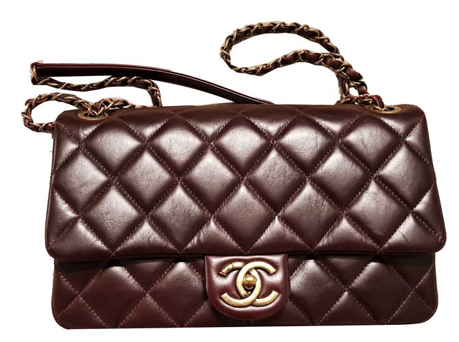 Chanel Metier D'art Edición especial Flap Bag Burdeos Cuero  ref.71152