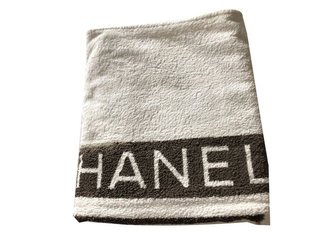 Chanel Asciugamano da bagno Bianco Cotone  ref.71249