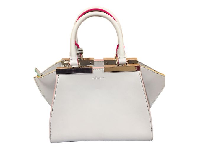 Fendi Handtasche aus Leder beige