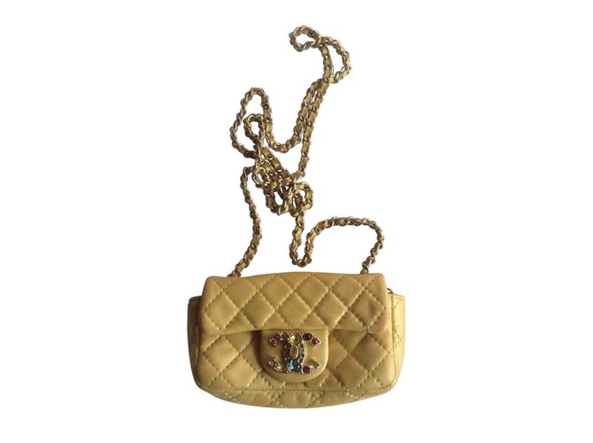 Chanel Handbags Yellow Leather  ref.71364