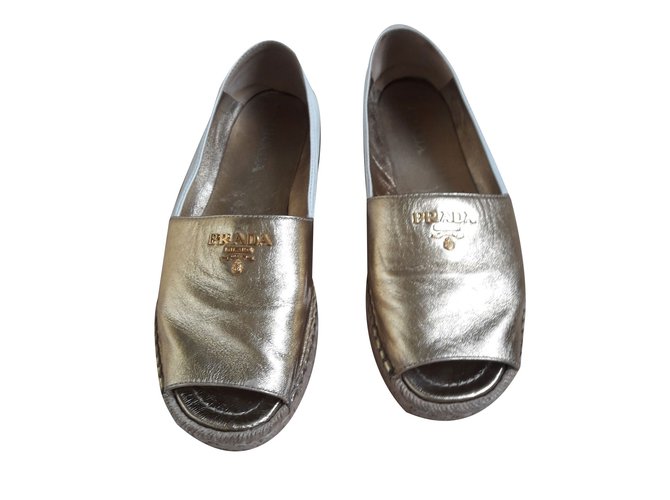 Prada Espadrilles White Golden Leather ref.71655 Joli Closet