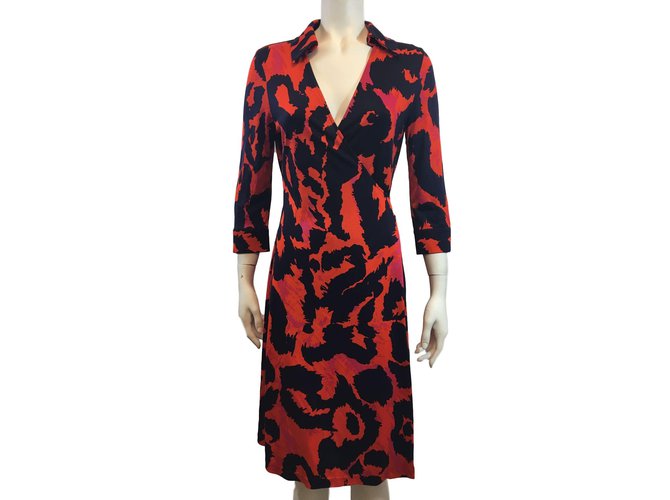 Diane Von Furstenberg Vintage Kleid Pink Rot Marineblau Seide  ref.71703