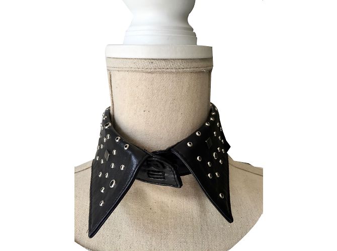 Karl Lagerfeld Halsband