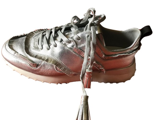 Tod's scarpe da ginnastica Argento Pelle  ref.72050