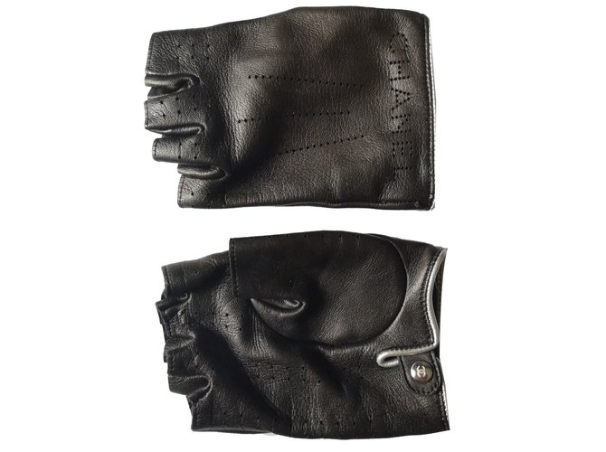 Chanel Gloves Black Leather  ref.72457