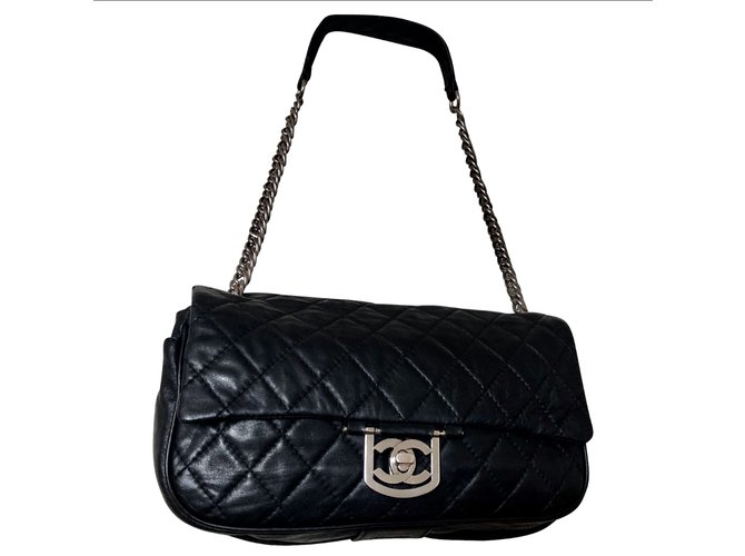 Chanel Timeless Limited Edition Black Leather  ref.72523