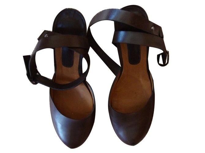inconnue sandals Chocolate Leather  ref.72534