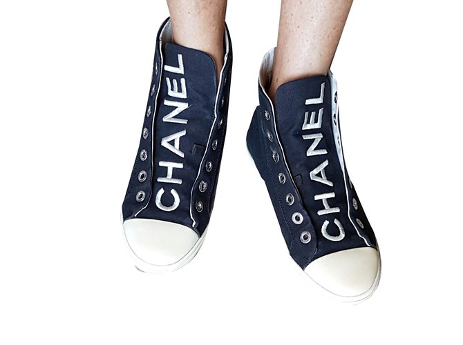 Sapatilhas Chanel Preto Algodão  ref.72628