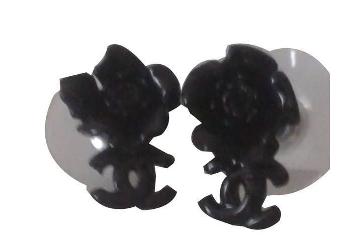 Chanel Earrings Black Resin  ref.72892