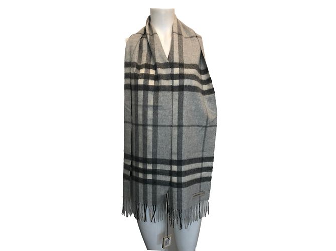 Burberry Sciarpa Cachemire