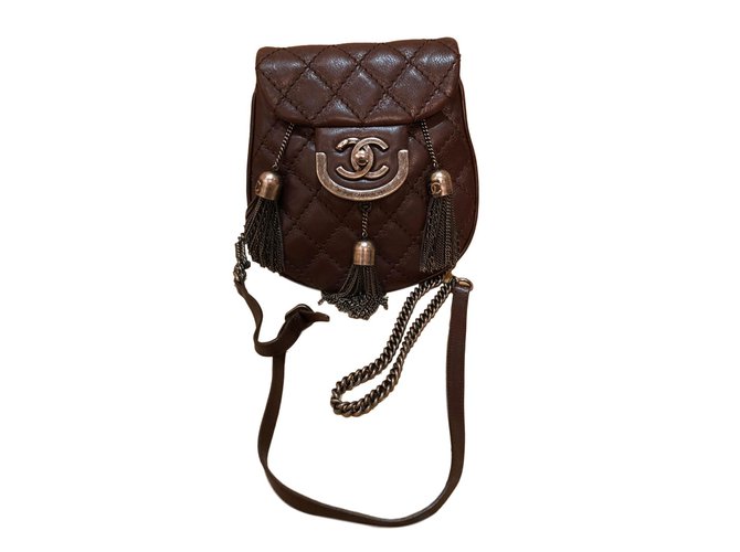 Chanel Flap marrón embrague Marrón oscuro Cuero  ref.73248