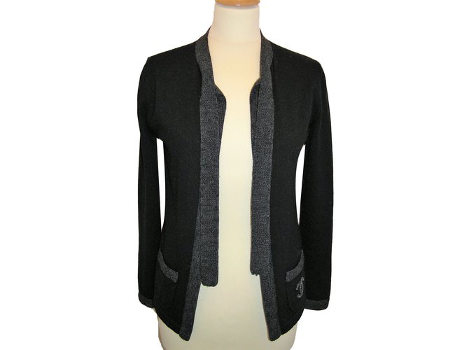 Chanel Knitwear Black Wool  ref.73341