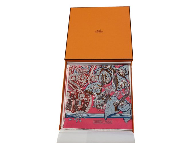 Hermès Sciarpe di seta Rosa  ref.73370