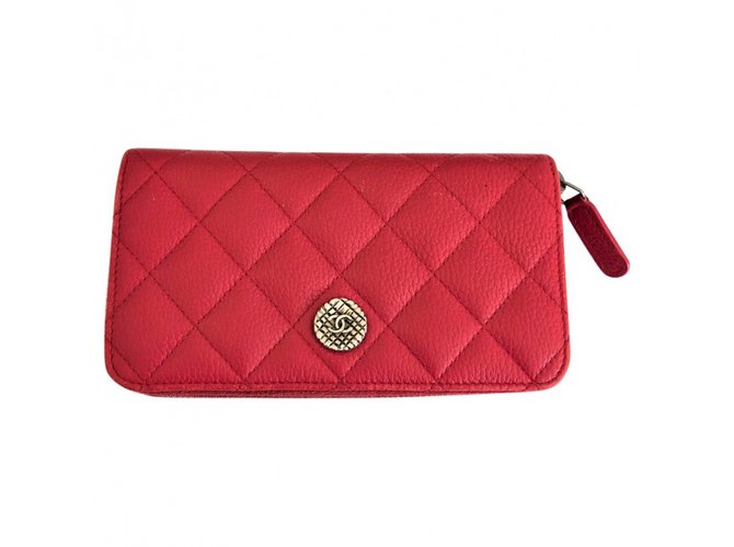 Chanel carteiras Vermelho Couro  ref.73471