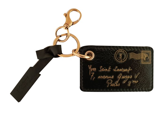 Yves Saint Laurent Amuletos bolsa Negro Cuero  ref.73633