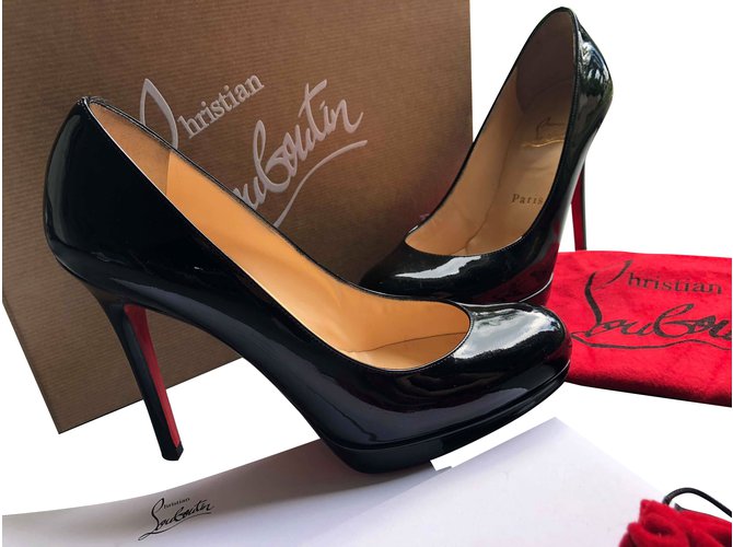 Christian Louboutin New Simple Pump Black Patent leather ref.73683