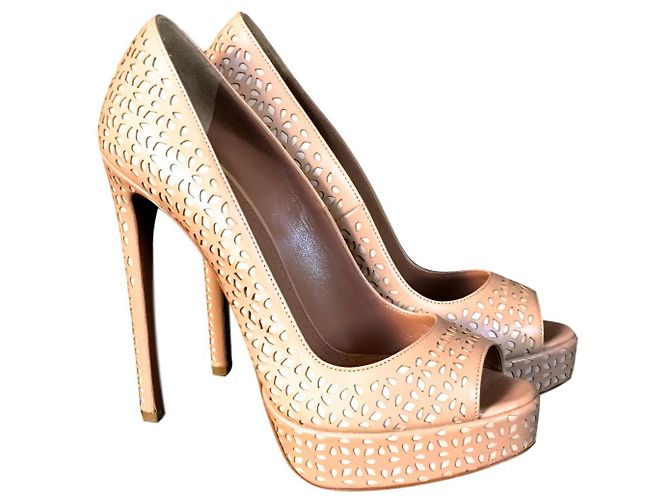 Alaïa Heels