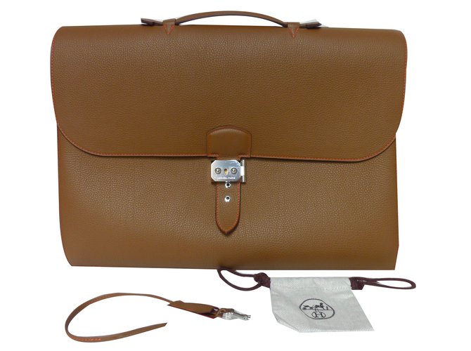 Hermès Bag/briefcase Golden Leather  ref.73940