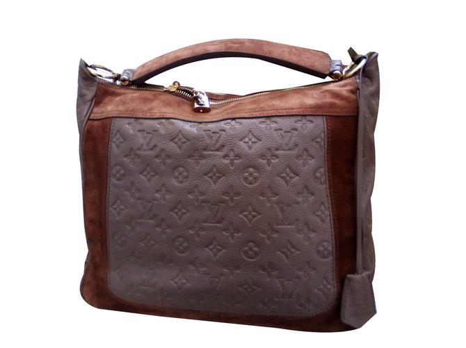 Louis Vuitton Audacieuse GM Brown Leather ref.74509 - Joli Closet