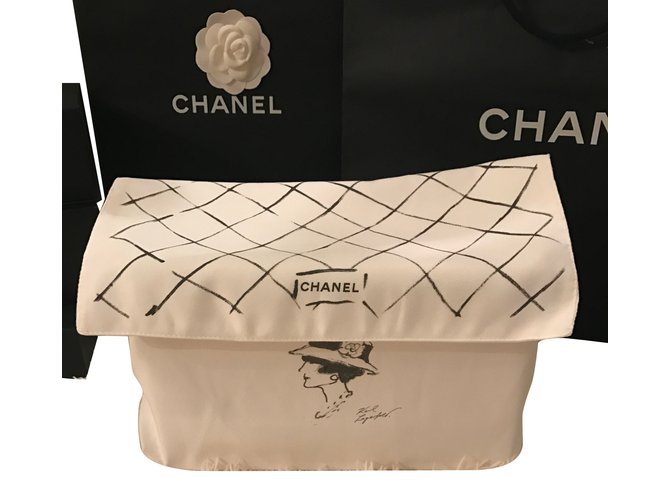 Chanel Saco de pó Branco Algodão  ref.74679