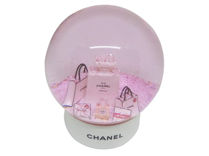 Chanel Snowball White Glass  ref.74685