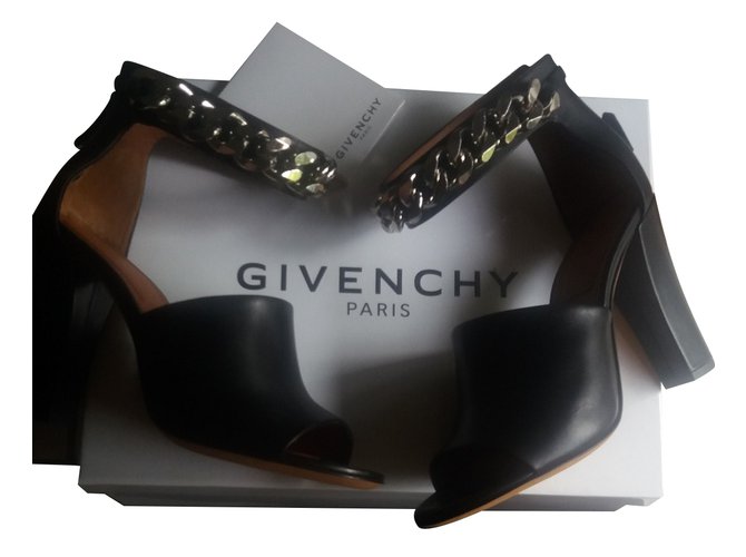 Givenchy Sandales Cuir Noir  ref.74708
