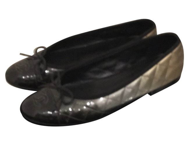 Chanel Zapatillas de ballet Cuero  ref.74866