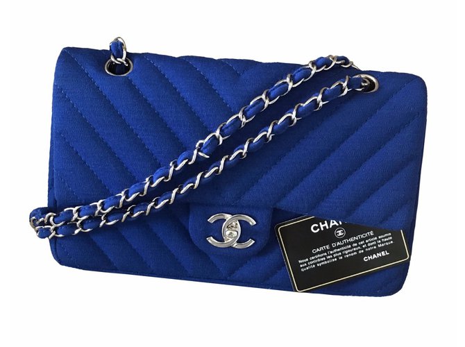 Classique Chanel Sac medium flap Tissu Bleu  ref.74963