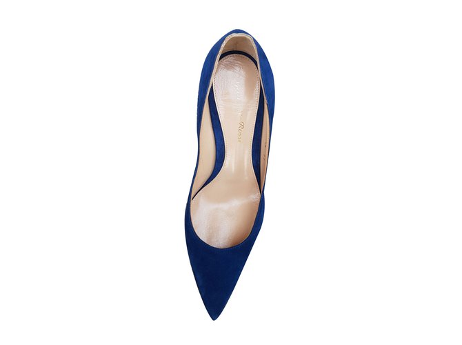 gianvito rossi blue suede pumps