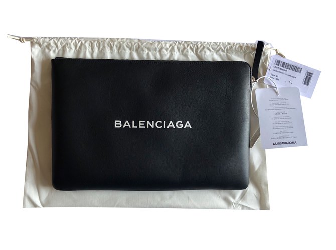 Balenciaga Clutch bags Black Leather  ref.75030