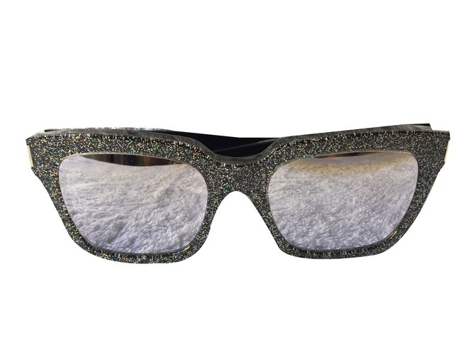 Saint Laurent Sunglasses Black Acetate  ref.75060