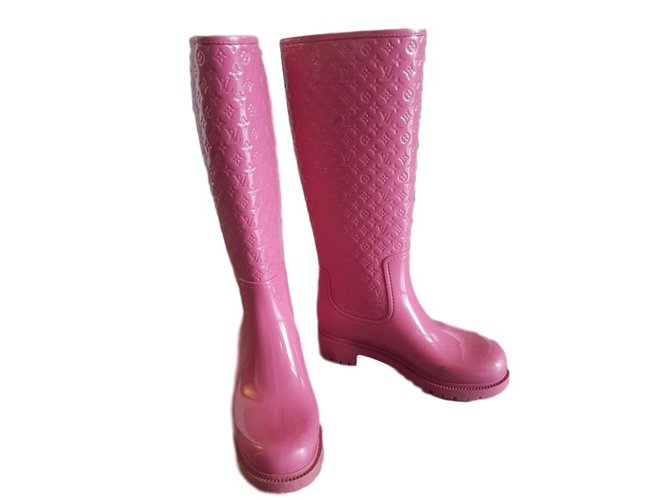 Louis Vuitton botas de chuva cor de rosa Borracha  ref.75393