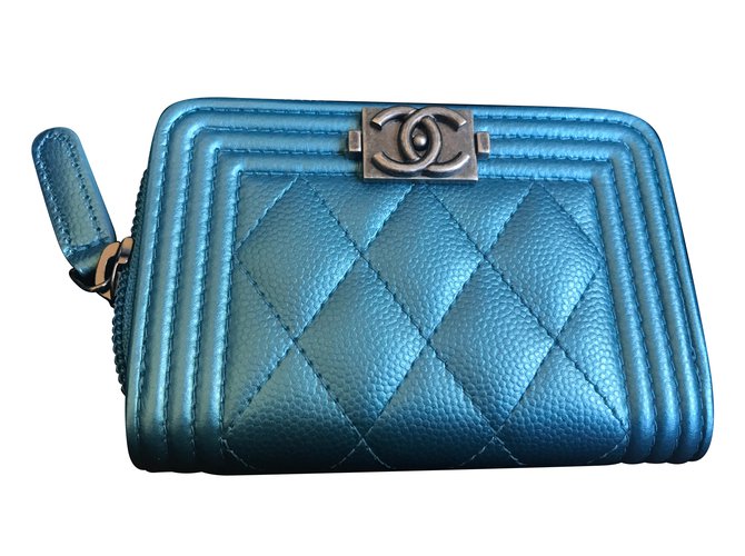 Boy Chanel billetera Azul Cuero  ref.75451