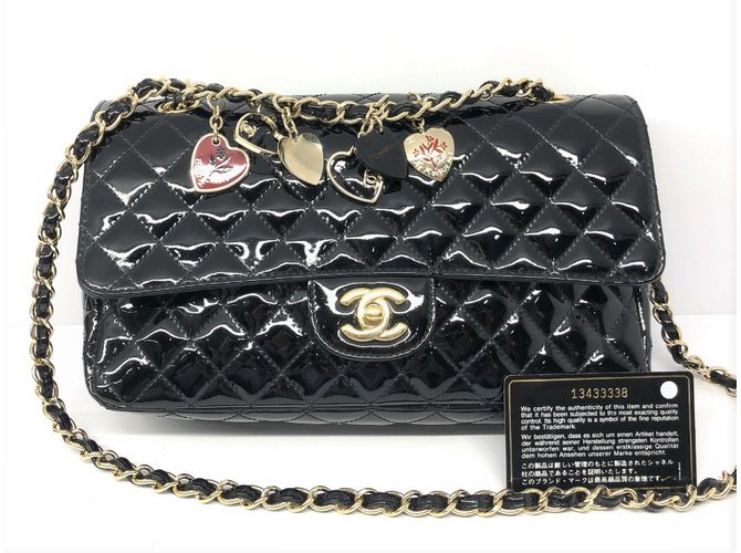 Chanel Medium Flap Bag Black Patent leather  ref.75526