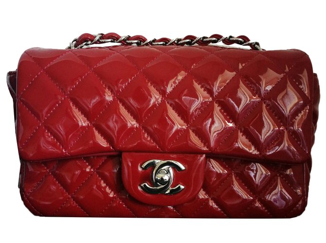 Classique Chanel Sac Cuir Rouge  ref.75552