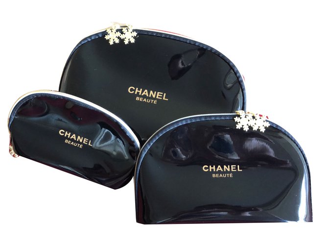 Chanel Set of 3 beauties Black Polyamide  ref.75636