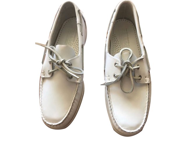 Sebago Loafers Slip ons White Leather  ref.75643